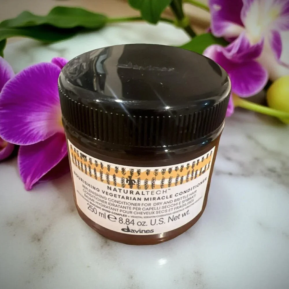 Davines The Stranger NaturalTech Nourishing Shampoo Conditioner